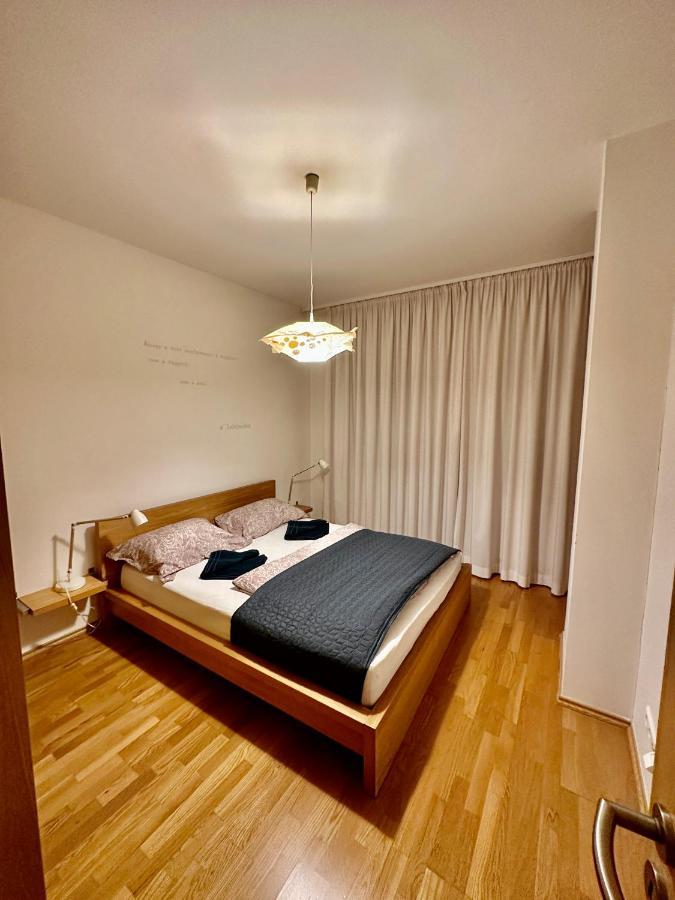 Central Apartment With Balcony Budapest Extérieur photo