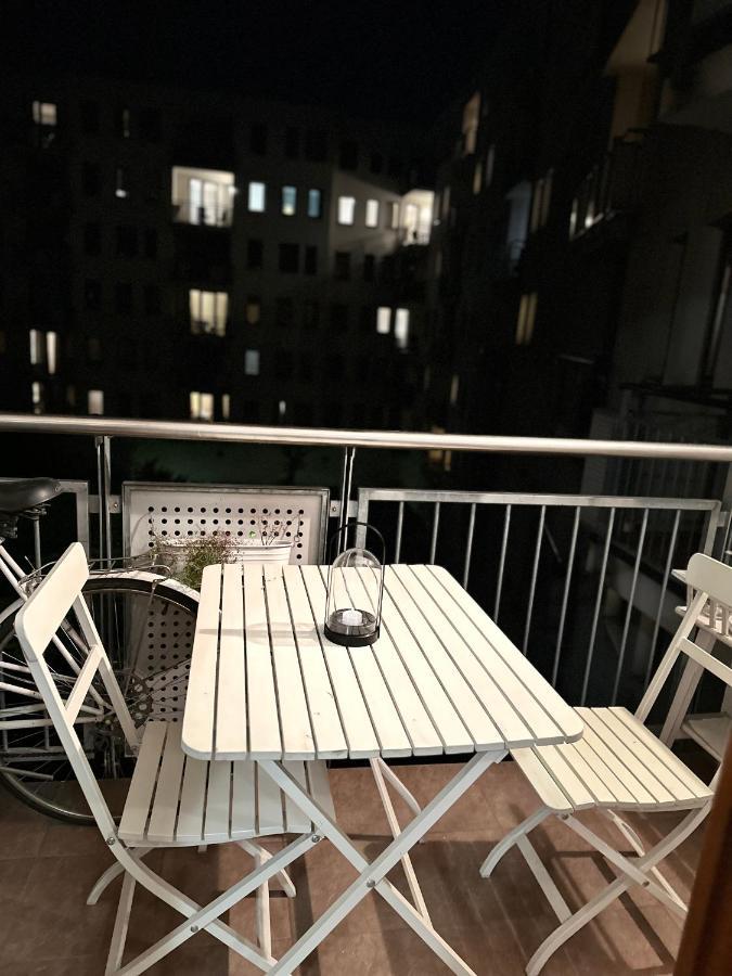 Central Apartment With Balcony Budapest Extérieur photo