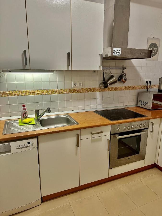 Central Apartment With Balcony Budapest Extérieur photo