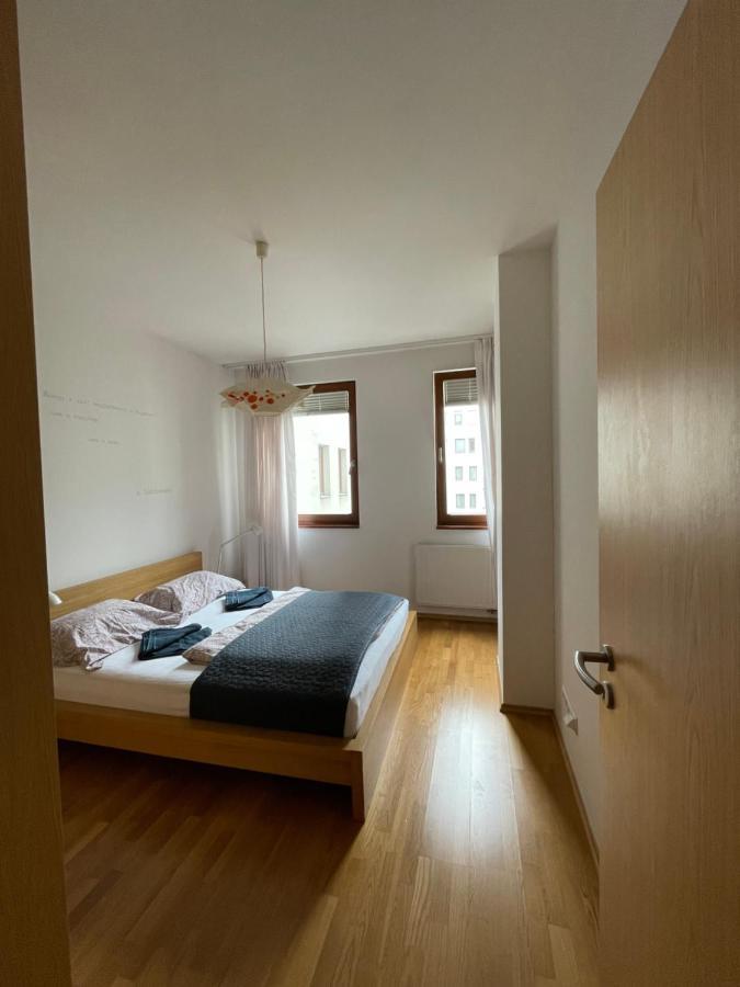 Central Apartment With Balcony Budapest Extérieur photo