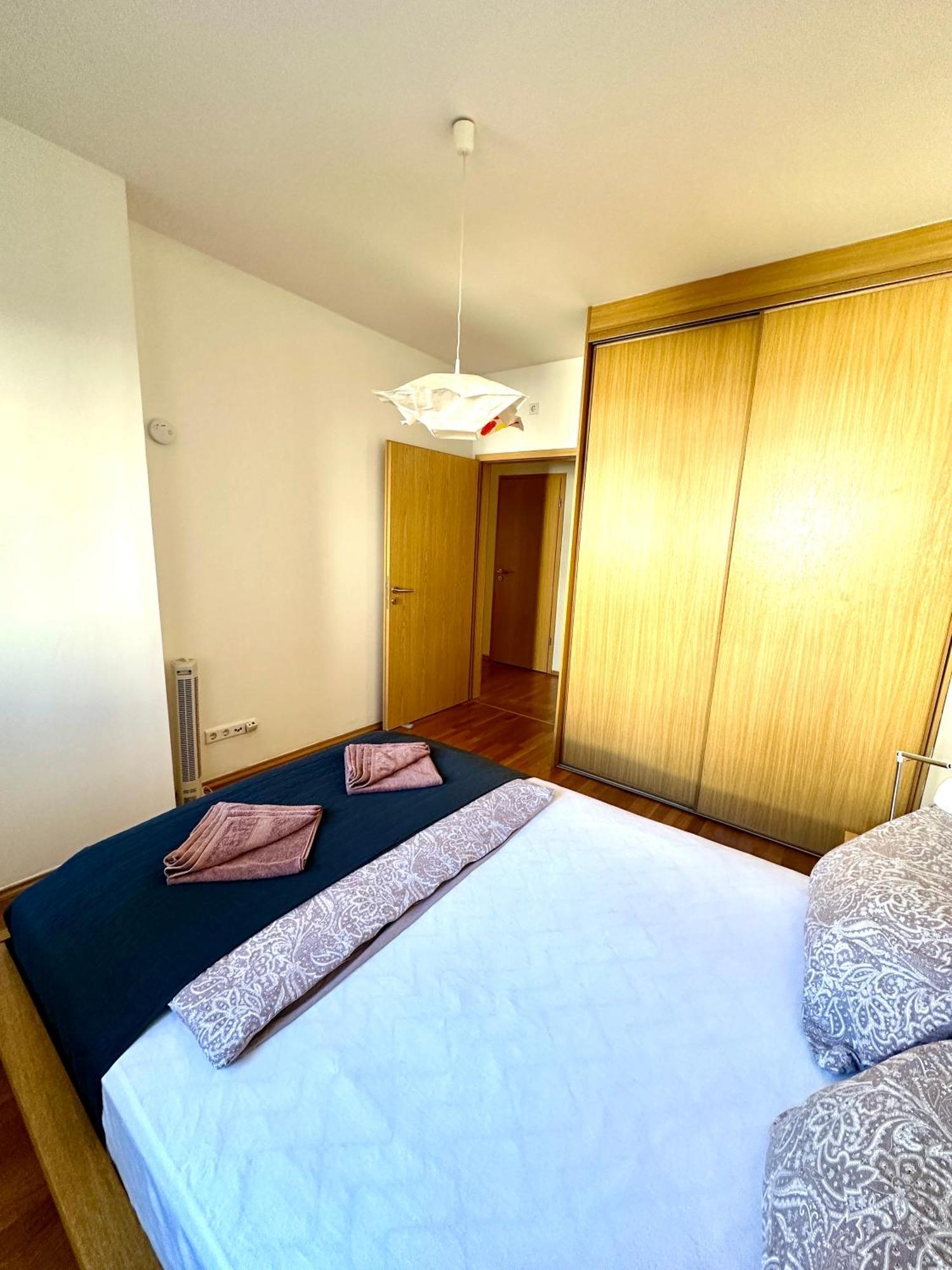 Central Apartment With Balcony Budapest Extérieur photo