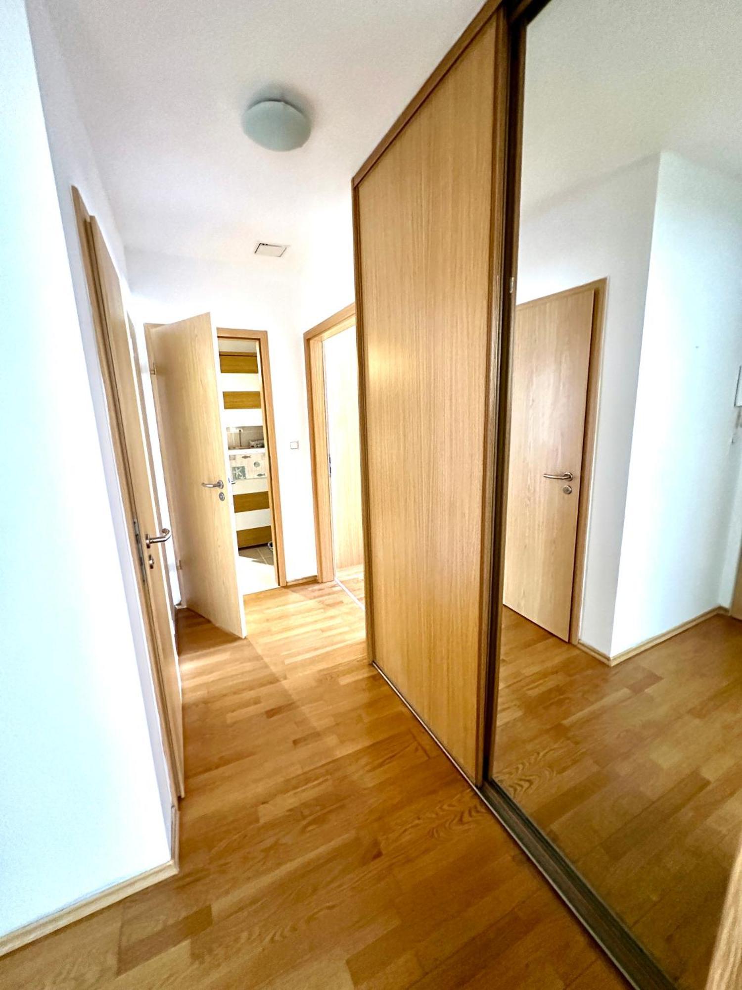 Central Apartment With Balcony Budapest Extérieur photo