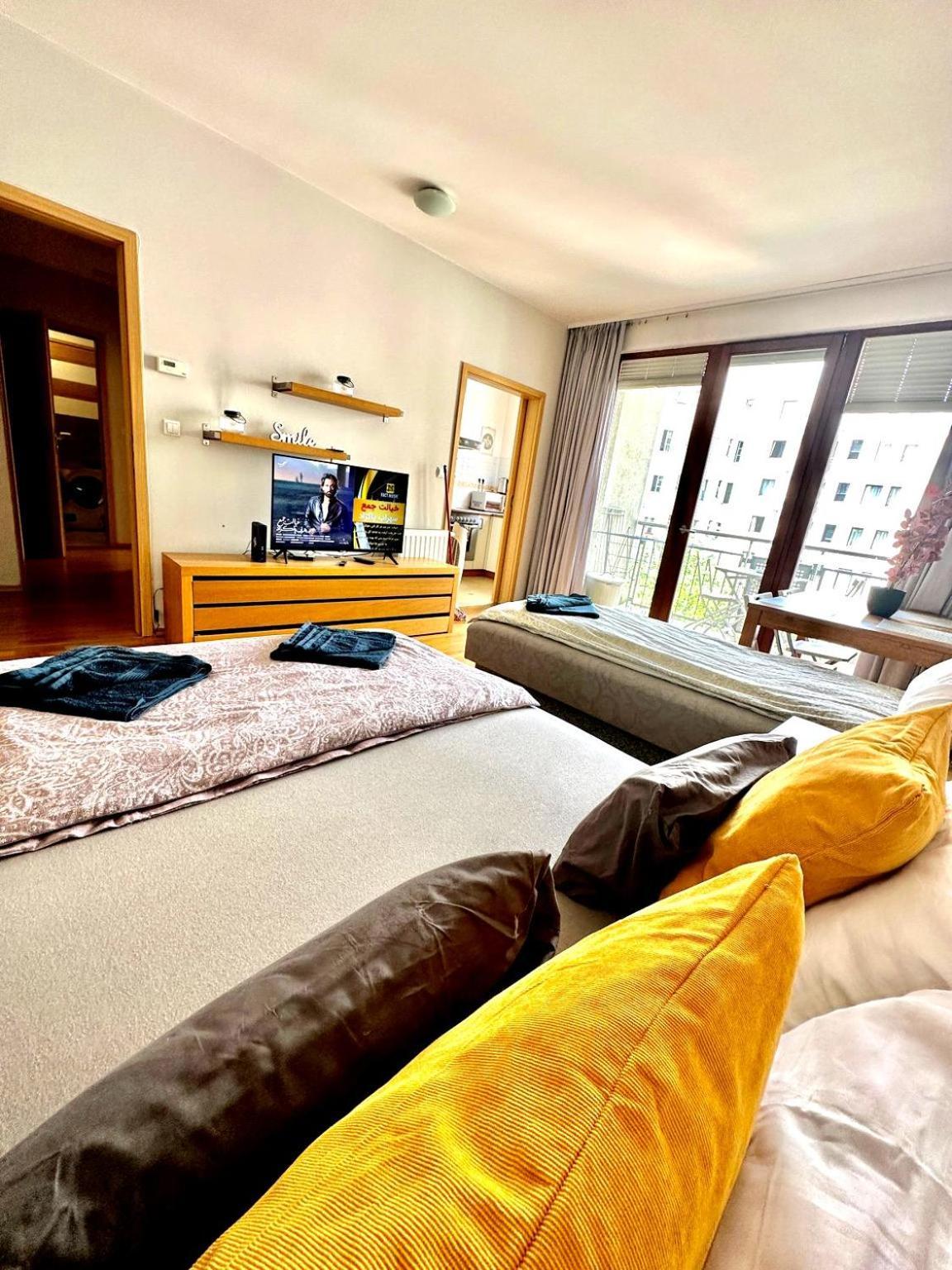 Central Apartment With Balcony Budapest Extérieur photo