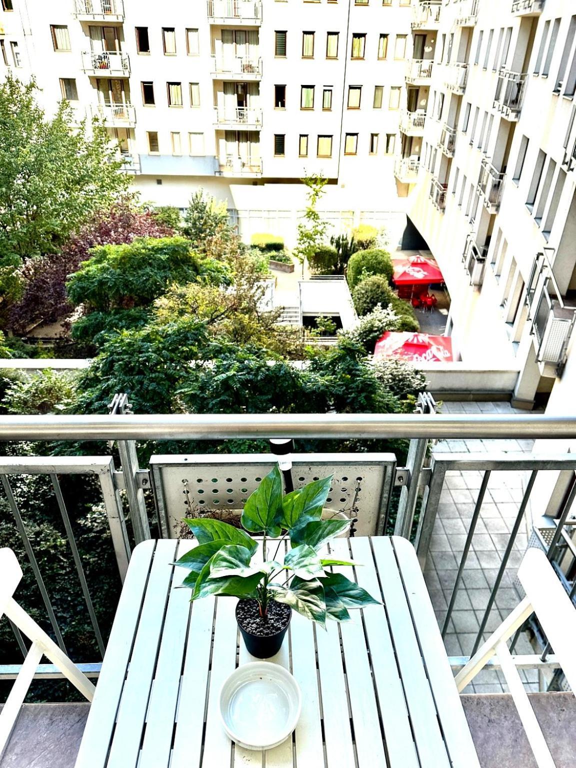 Central Apartment With Balcony Budapest Extérieur photo